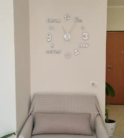 Daire Liam's Golem (Tirana)