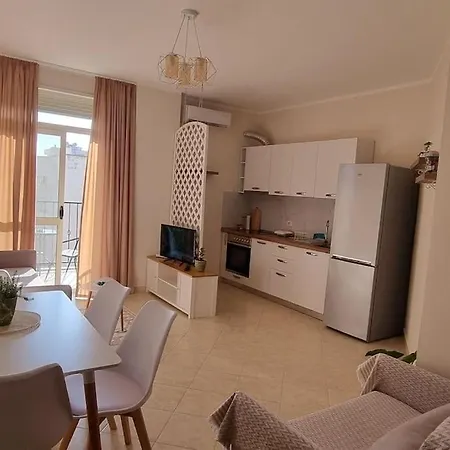 Liam's * Golem (Tirana)