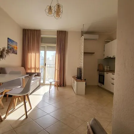 Apartment Liam's *
