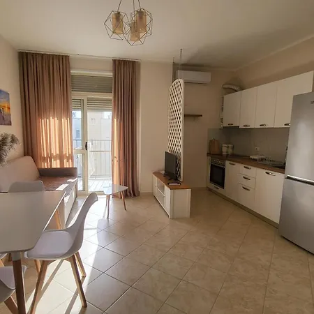 Apartment Liam's Golem (Tirana)