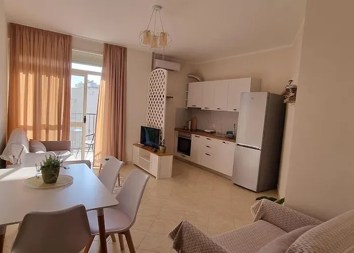 Liam's * Golem (Tirana)