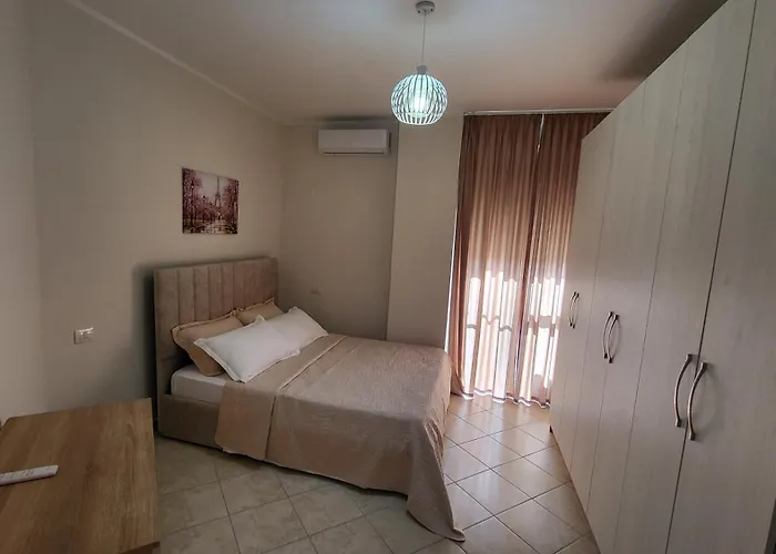 Liam's * Golem (Tirana)